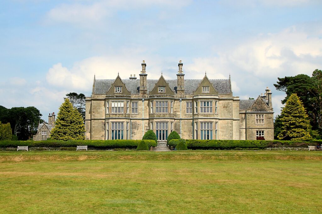 Best Places to Retire in Hampshire Peaceful Living with Prestige
